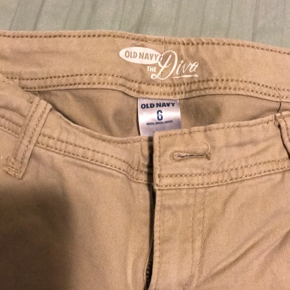 Old Navy Petite Khakis